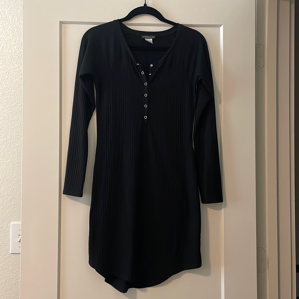 NWOT Venus ribbed henley dress